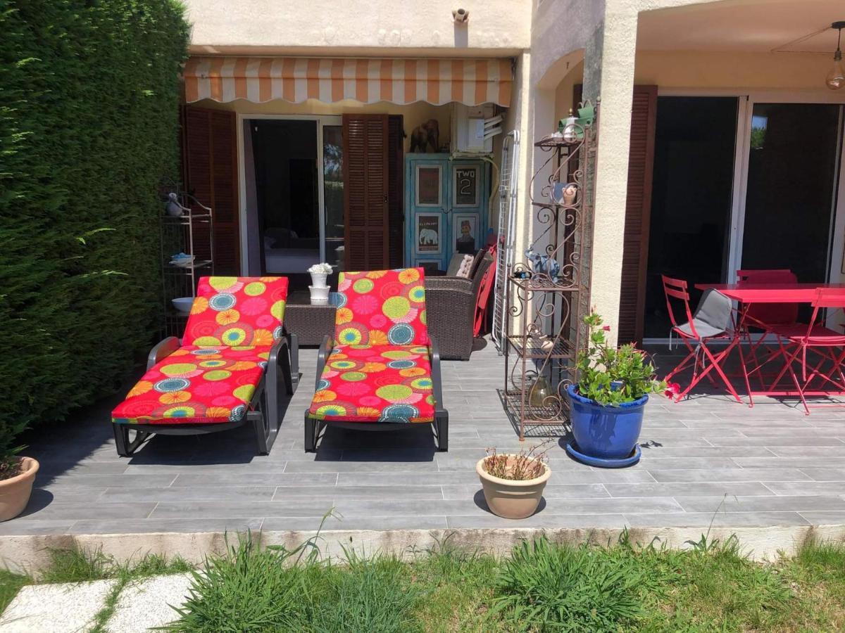 Agay Le Pti Bonheur 60M2 Rez De Jardin, En Bord De Mer Saint-Raphaël エクステリア 写真